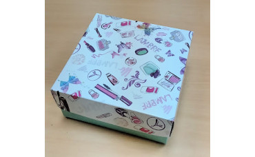 Коробка для упаковки подарков Ламбре